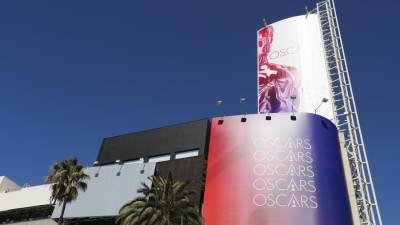 Hollywood prepara-se para os Óscares entre polémicas, canábis e merchandising