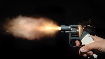 Homem despedido mata cinco pessoas e depois suicida-se