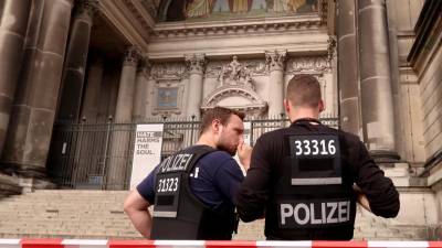 Incidente na catedral de Berlim sem relação a terrorismo