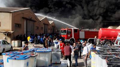 Incêndio consome armazém com boletins de voto das legislativas no Iraque