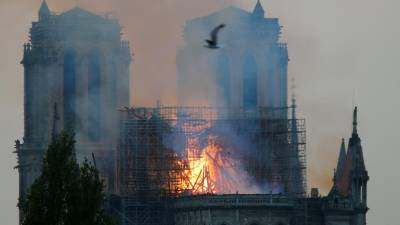 Incêndio na catedral de Notre Dame de Paris pode estar relacionado com as obras de reabilitação