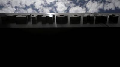 Incêndio paralisa produção da maior refinaria da Petrobras no Brasil