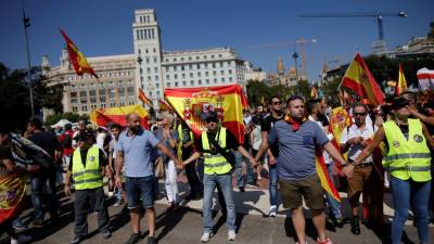 Independentistas catalães protestam hoje para recordar referendo de há um ano