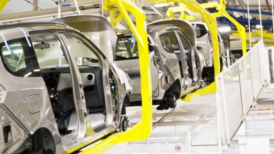 Indústria automóvel europeia adverte para efeitos catastróficos de Brexit sem acordo
