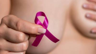 Infarmed nega acesso de mulheres jovens a fármaco para cancro da mama avançado