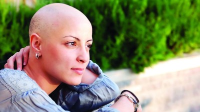 Investigadores catalães criam vírus que combate células cancerosas