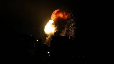 Israel acusa Síria e Irão de ataques nocturnos e ameaça retaliar