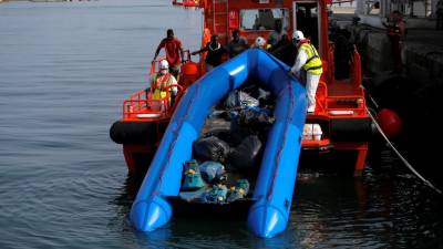 Itália vai pedir na UE que navios com migrantes não atraquem no país