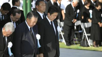 Japão volta a pedir fim das armas nucleares no 73.º aniversário de Hiroshima