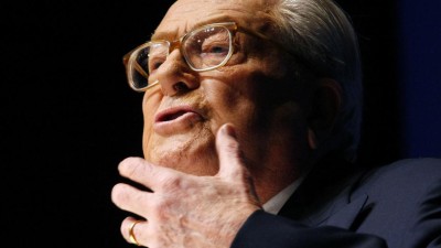 Jean-Marie Le Pen diz que comunidade portuguesa nunca colocou problemas