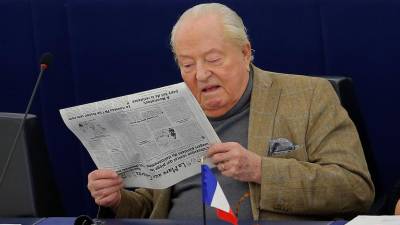 Jean-Marie Le Pen junta-se a partido europeu neofascista