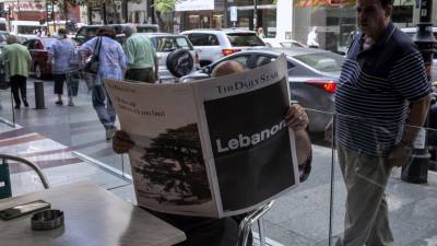 Jornal libanês publica edição em branco para protestar contra a crise no país