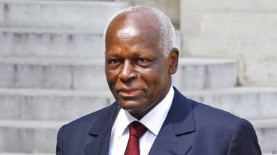 José Eduardo dos Santos deixa liderança do MPLA para João Lourenço em Setembro