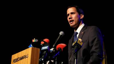 Juan Guaidó debate “transição democrática” com representantes da UE