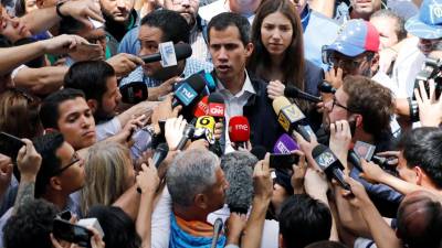 Juan Guaidó oferece amnistia a militares venezuelanos que mudem de campo