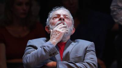Juiz brasileiro manda prender ex-Presidente Lula da Silva