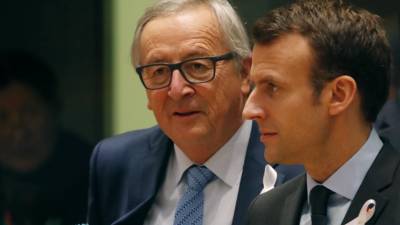Juncker lembra a Macron que União Europeia não se resume ao eixo franco-alemão