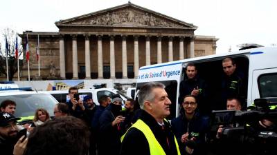 Justiça francesa ouviu 139 pessoas e 111 tiveram detenção prolongada após manifestação