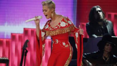 Katy Perry condenada por plágio em canção ‘Dark Horse’