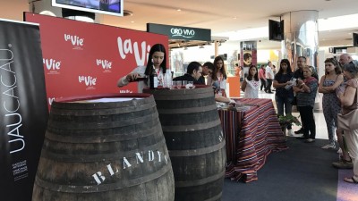 La Vie com chocolate e Vinho da Madeira para degustar até dia 10