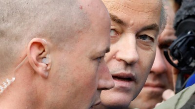 Líder de extrema-direita holandês avisa primeiro-ministro que “não se livrou” dele
