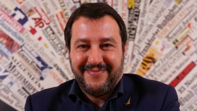 Líder de extrema-direita italiana quer o poder “em breve” para expulsar migrantes