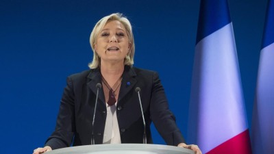 Le Pen acusa Macron de ser fraco no combate ao terrorismo
