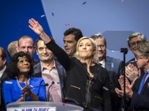 Le Pen apresenta-se como a candidata do povo