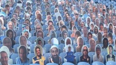 Leeds United retira foto de Bin Laden colocada nas bancadas do seu estádio
