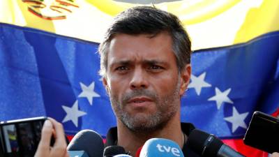 Leopoldo López diz que intervenção militar é opção constitucional