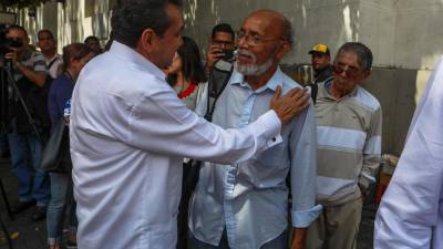 Libertado terceiro grupo de presos políticos venezuelanos