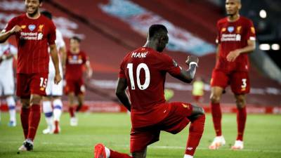 Liverpool campeão inglês 30 anos depois