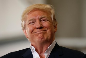 Livrarias estão a tornar-se centros de resistência a Trump nos Estados Unidos