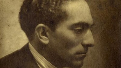 Livro com ensaios e inéditos de Almada Negreiros é um dos destaques da Documenta