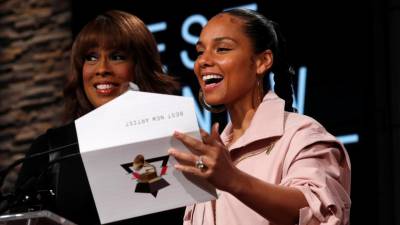 Lizzo, Billie Eilish e Lil Nas X lideram nomeações dos prémios de música Grammy