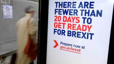 Londres compromete-se a pedir adiamento do ‘Brexit’ se não houver acordo até sábado