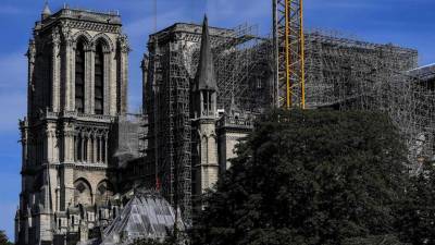 Última fase da desmontagem de andaime em Norte-Dame começa na segunda-feira