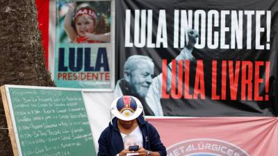Lula diz em carta que a sua candidatura conduz “a uma luta sem tréguas pela democracia”