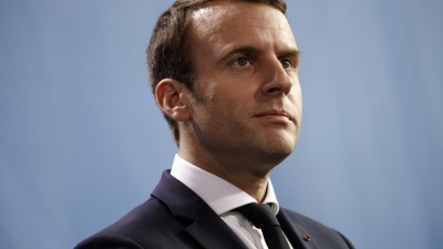 Macron anuncia governo paritário, com políticos de esquerda, centro e direita
