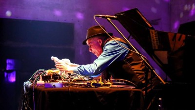 MadeiraDig anuncia nova-iorquino Rhys Chatham e parceria com o MITI