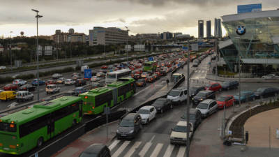 Madrid limita trânsito de veículos poluentes no centro a partir de sexta-feira