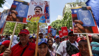 Maduro acusa EUA de promover violência para controlar o país