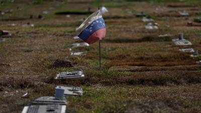 Maduro anuncia a morte de sete soldados após queda de Helicóptero