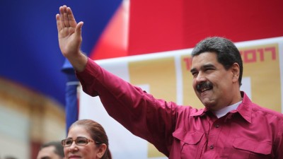 Maduro designa militar para presidente da petrolífera estatal venezuelana