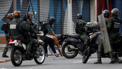 Maduro pede às Forças Armadas “máxima lealdade e máxima disciplina”