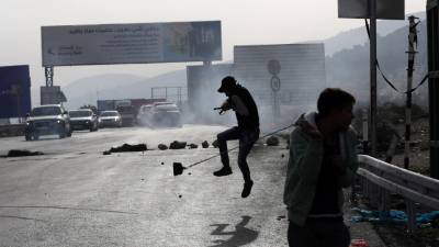 Mais de 50 palestinianos feridos por soldados israelitas em protestos