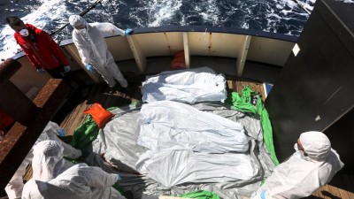 Mais de mil migrantes resgatados ao largo da Líbia na última noite