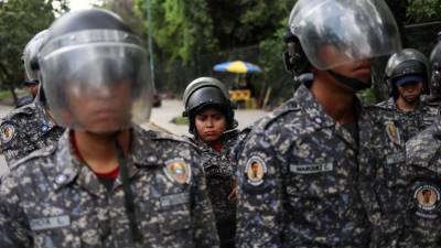 Mais de uma dezena de mortos em operação policial contra grupo criminoso na Venezuela