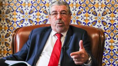 Manuel Machado quer desbloquear regionalização sem precipitar etapas