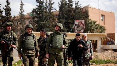 Marido e mulher paquistaneses são os primeiros civis retirados de Ghouta